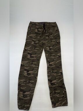 West 49 Youth Camo Joggers - Size 15/16 - Excellent Condition